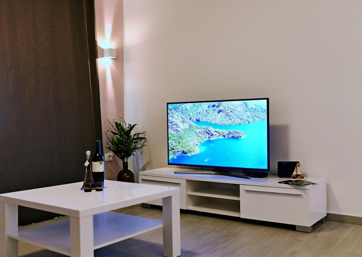 Apartment Luce Нивице Екстериор снимка